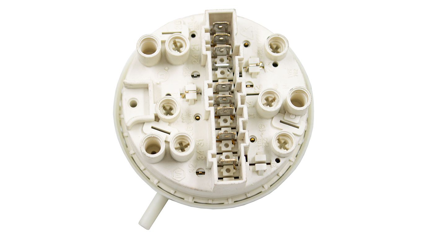 Реле (Прессостат) уровня воды для стиральной машины ELECTROLUX (ЭЛЕКТРОЛЮКС) 1321419218 3792215000
