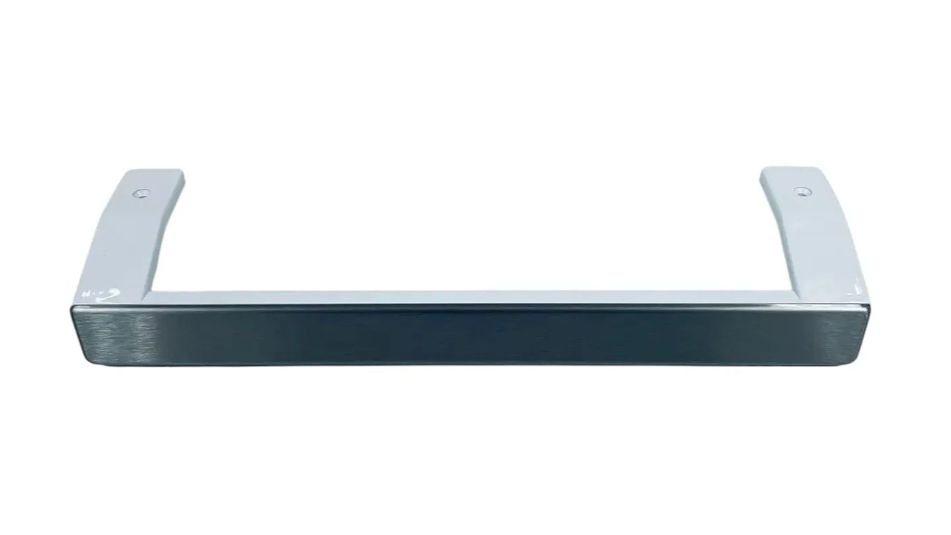 Ручка открывания двери для холодильника Beko 5907611200 (серая с серебристой накладкой, на корпусе 582881)