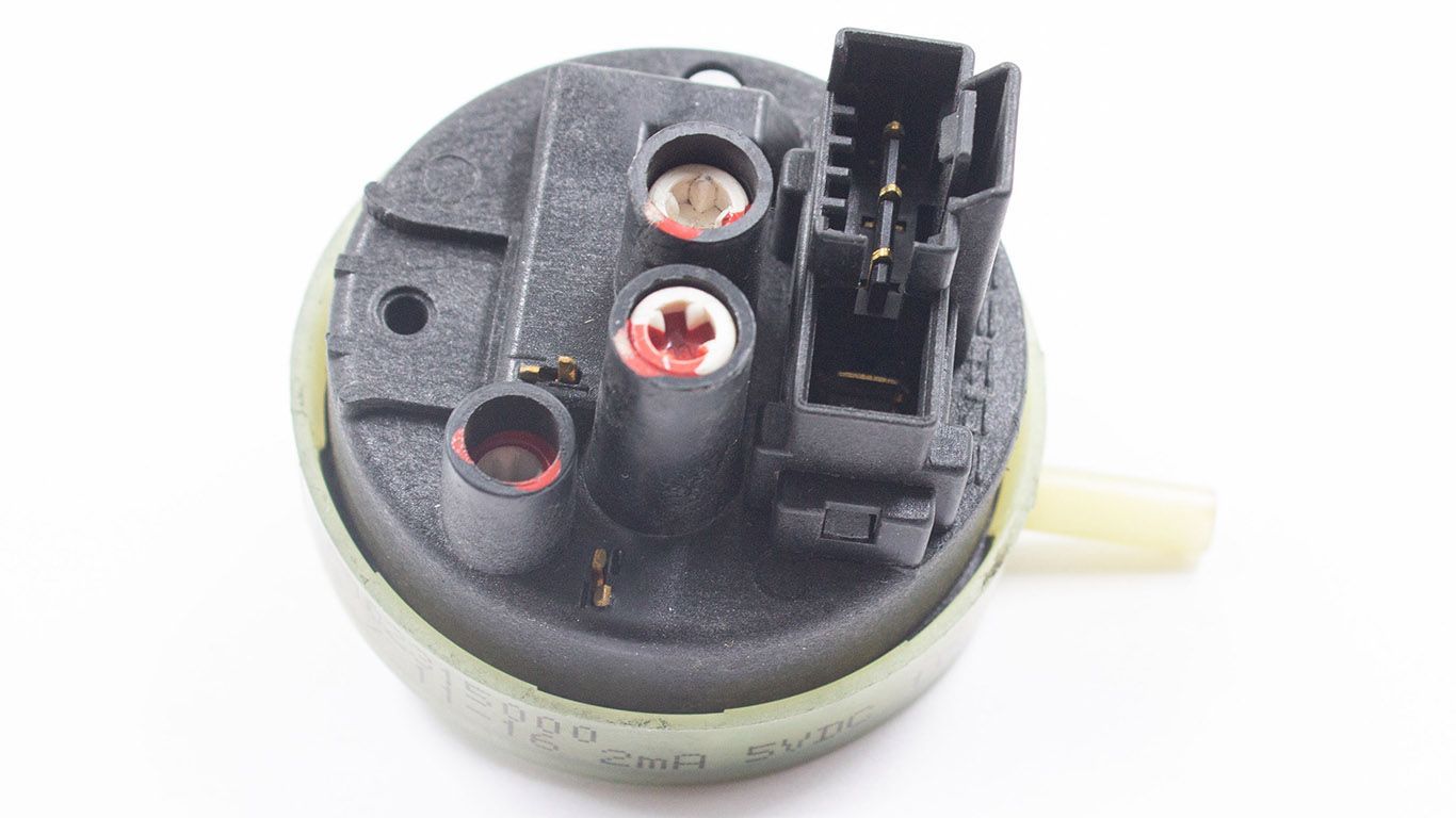 Прессостат для стиральной машины ARISTON (АРИСТОН) 263271, 482000030664 (80-55-380 16002679000 505KE101 11-14 2mA 5VDC 30E3/11-16 2mA 5VDC 10E3)